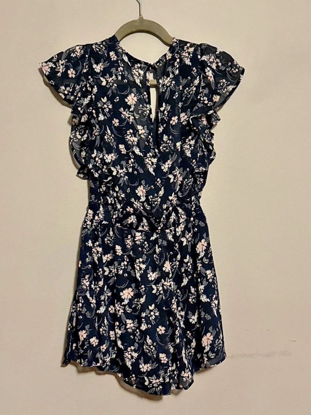 Trixxi Floral Mini romper/ shorts in Navy & Pink Size XS Like New